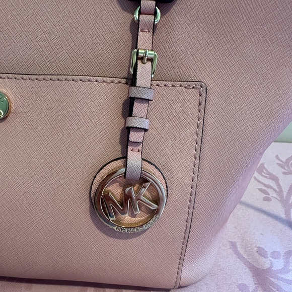 Michael Kors Greenwich Leather Large Shoulder Bag, pink blossom - Picture 2 of 12